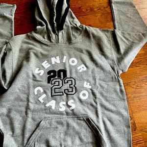 NEW W/O TAGS SENIOR 2023 HOODIE SIZE MEDIUM